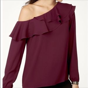 Maette Ruffle Blouse Stella and Dot Small